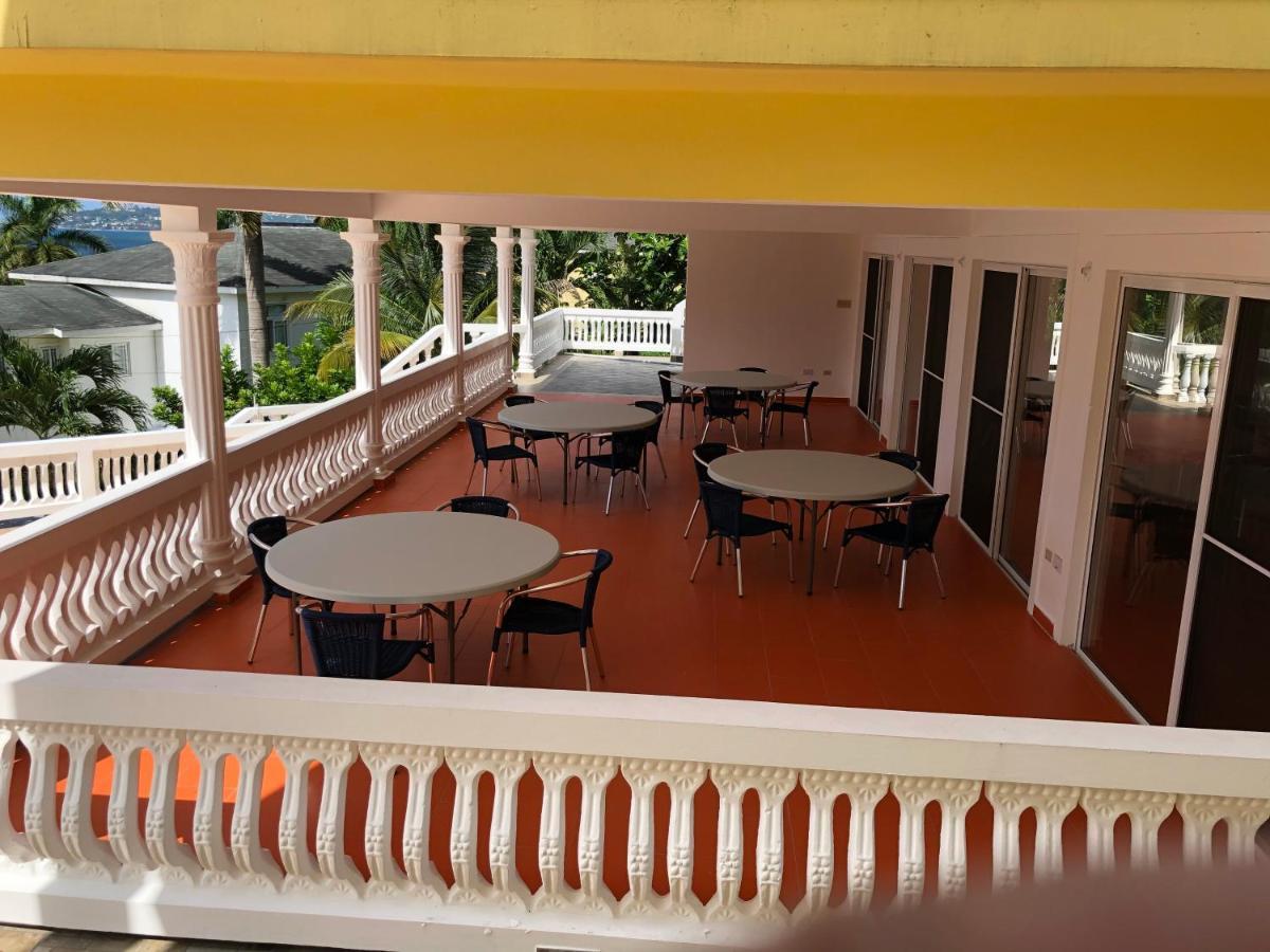 Spring Garden Mobay Resort Бухта Монтего Экстерьер фото